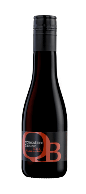 Bottiglia di vino Montepulciano d'Abruzzo DOC 0.187L, elegante e pronta per un aperitivo.