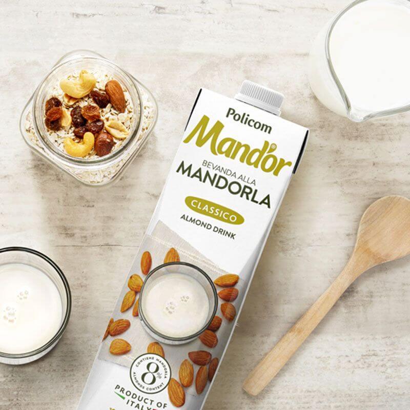 Latte di Mandorla 1L, un'alternativa ricca di proteine, con mandorle fresche e sapori intensi.