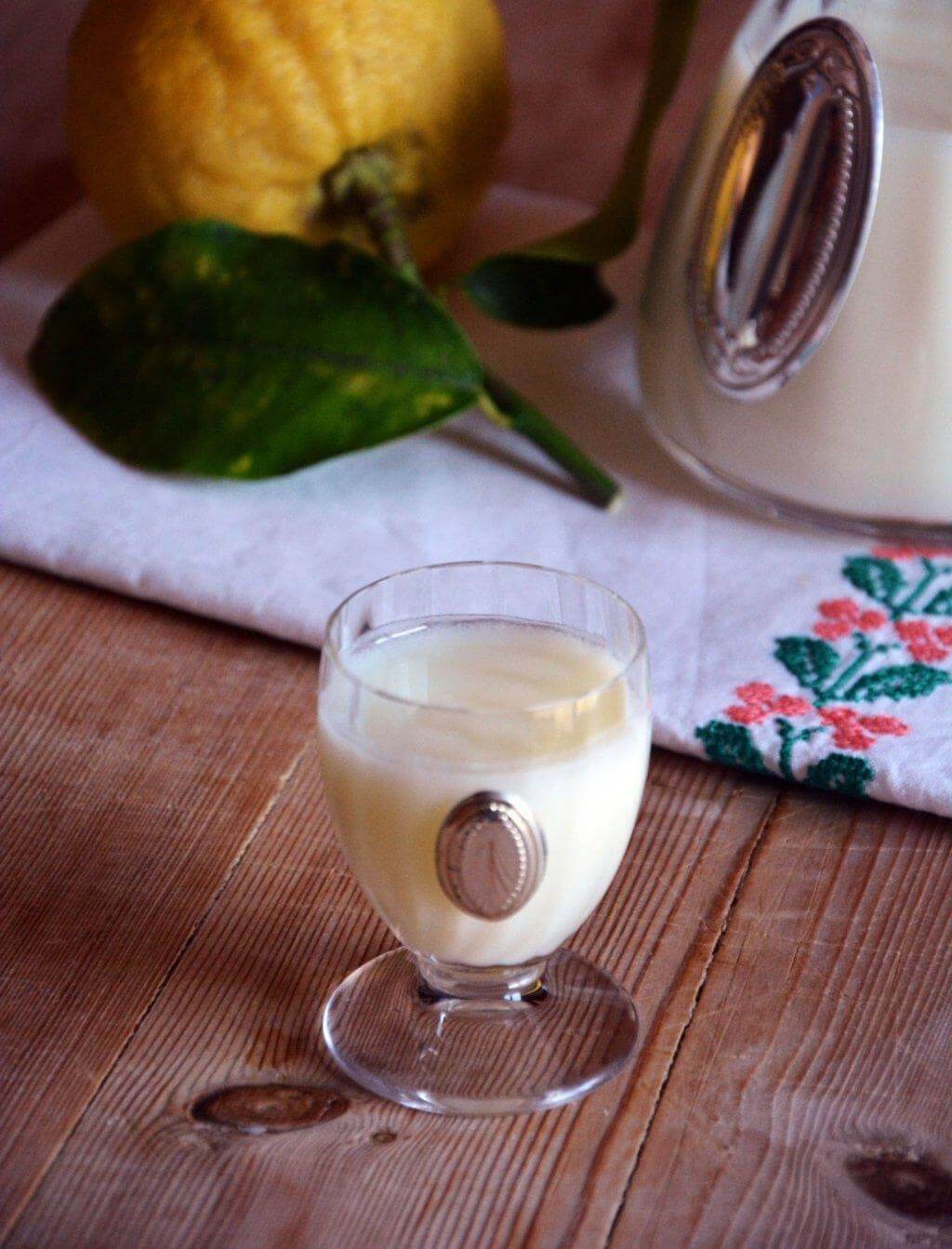 Liquore Crema Bergamotto bottiglia da 0,50 cl - Vini e liquori - horecahub.myshopify.com
