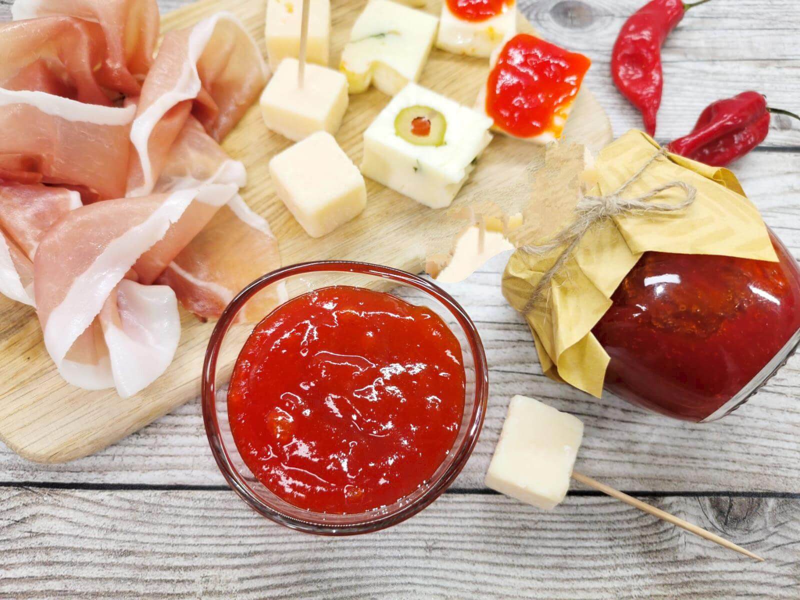 Confettura Artigianale di Peperoncino Piccante 200 gr. - Tastiness Food Shop
