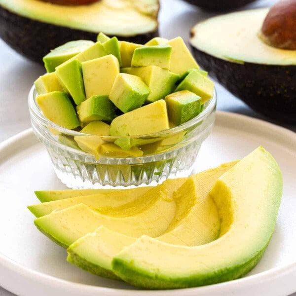 Avocado di Calabria - Frutta Esotica Calabrese - frutta e verdura di stagione - horecahub.myshopify.com