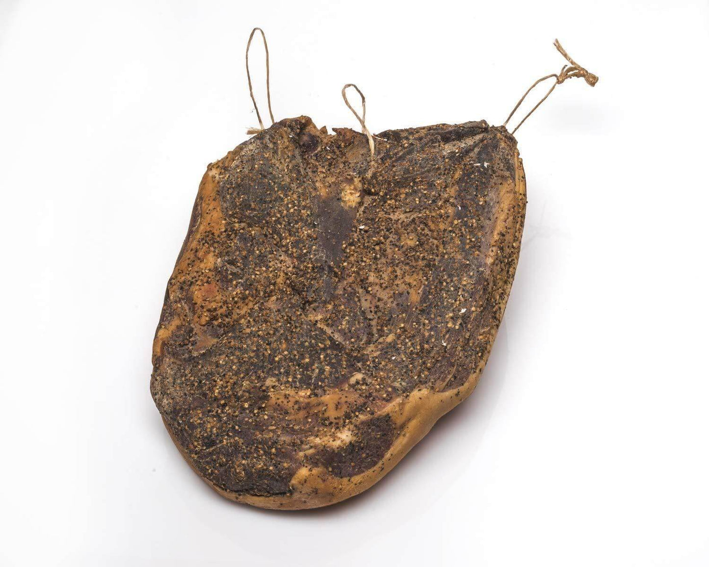 Speck Artigianale Calabrese prodotto in alta montagna aspromontana con spezie e aromi.